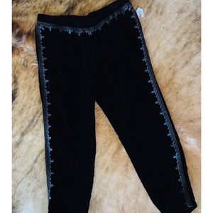 Velvet embroidery pants